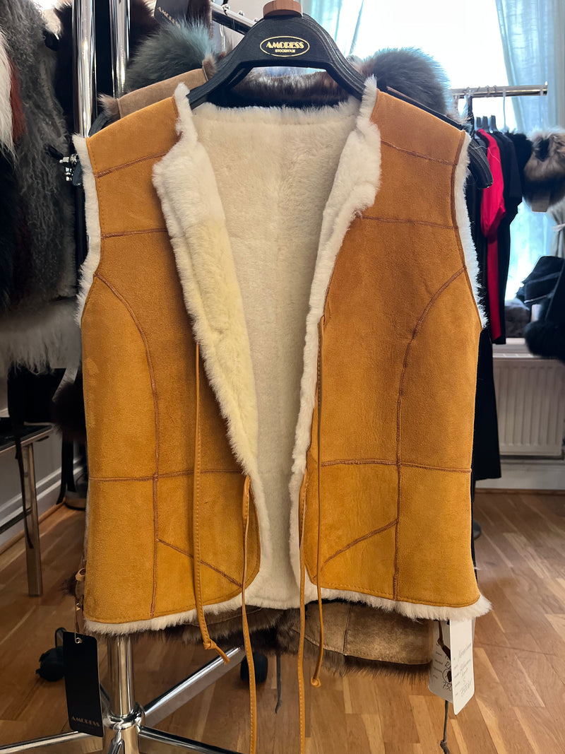 Amoress Rihanna Vest - Short