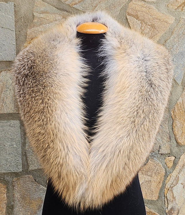 Large SAGA Fox Collar