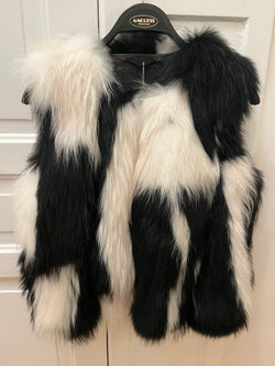 Amoress Unica Vest in Fox or Finnraccoon 