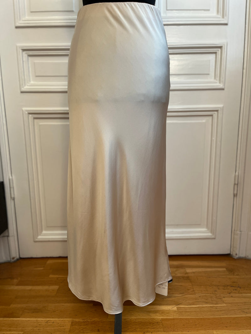 Long skirt in finest lambskin