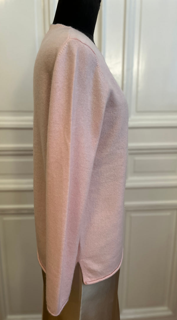 Cashmere sweater with boat neck