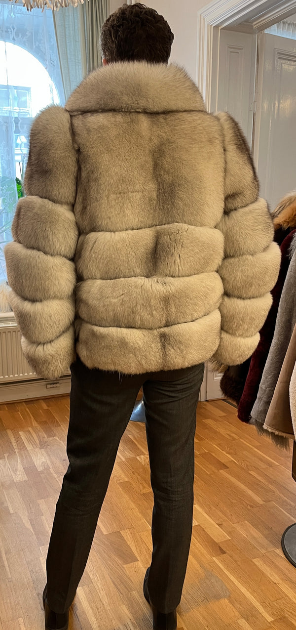 Räv Jacka med stor sjalkrage