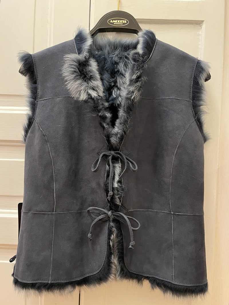 Amoress Rihanna Vest - Short