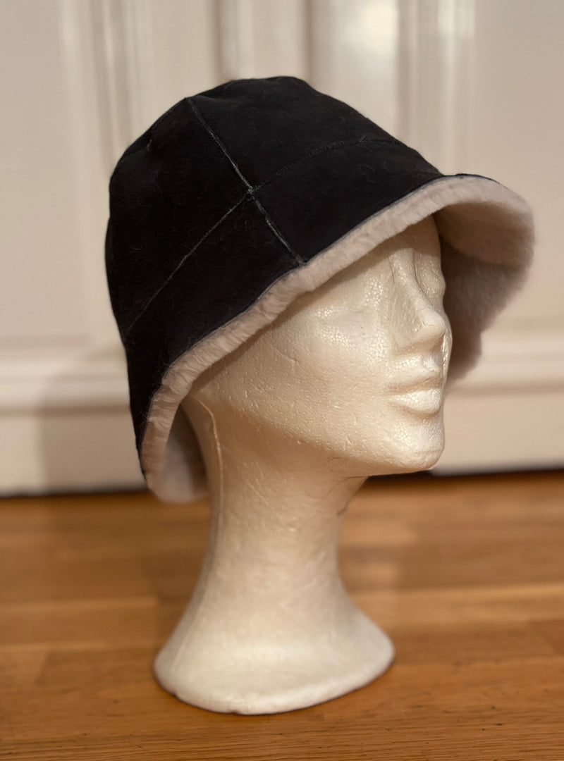Buckethat in Shearling
