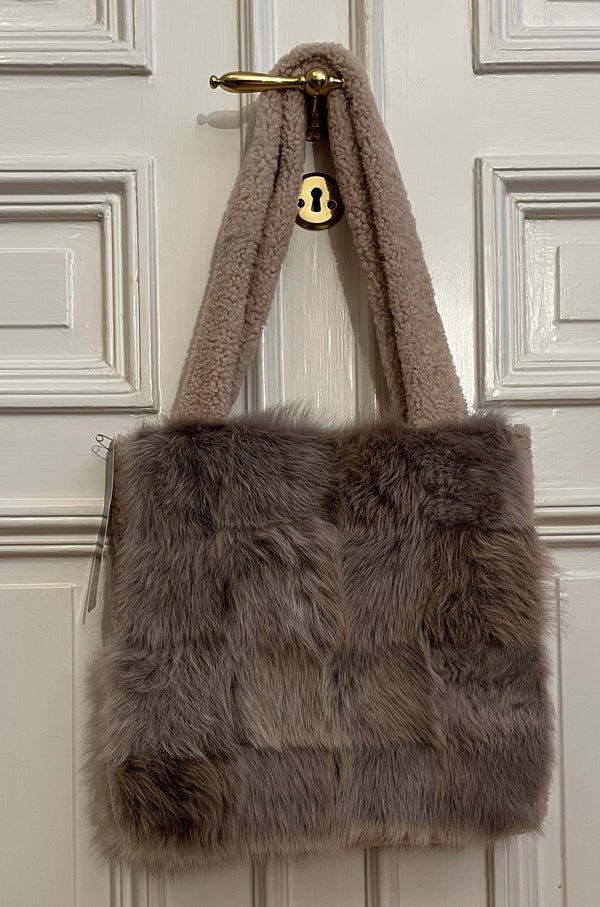 Shopping bag in shearling - Medium