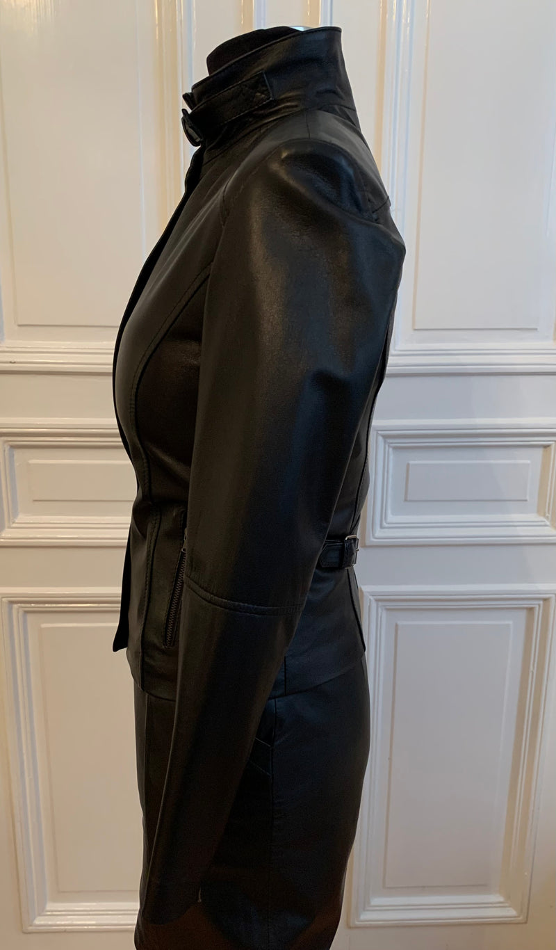 Leather jacket with a small belt in the back