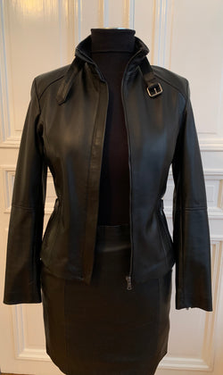 Leather jacket with a small belt in the back