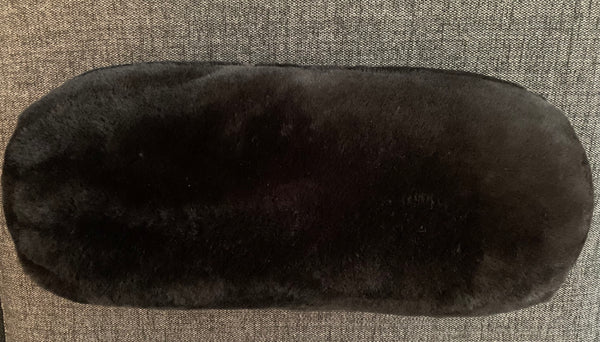 Sheepskin pillow called puddle