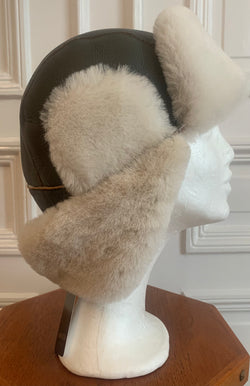 Earflap hat in sheepskin