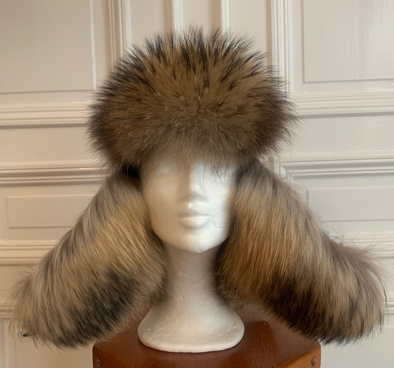 Earflap hat in sheepskin and fur brim