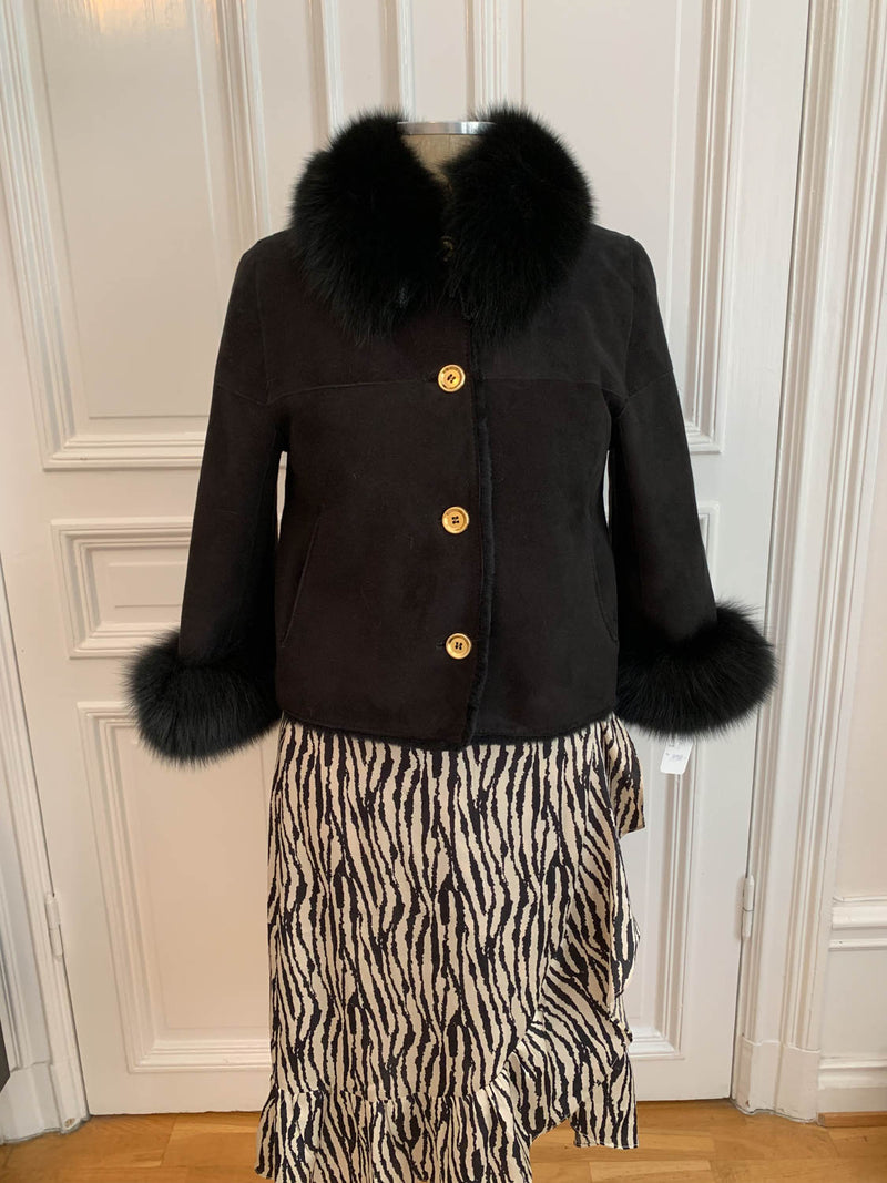 Nice Short reversible sheepskin jacket