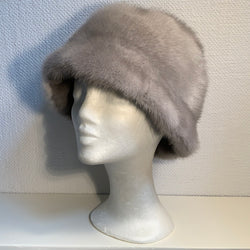 Bucket hat in sheepskin and mink