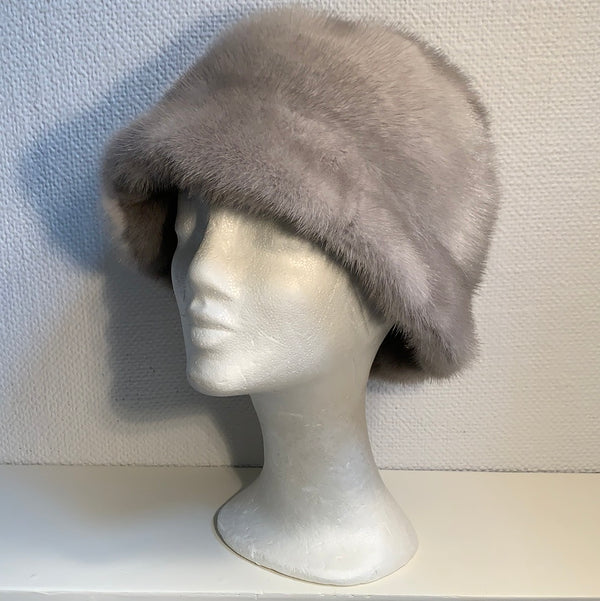 Bucket hat in sheepskin and mink