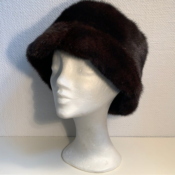 Bucket hat in sheepskin and mink