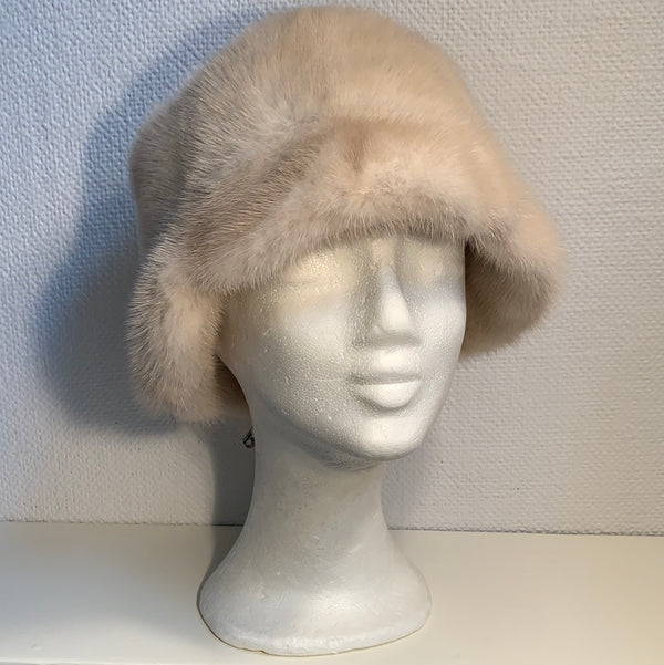Bucket hat in sheepskin and mink